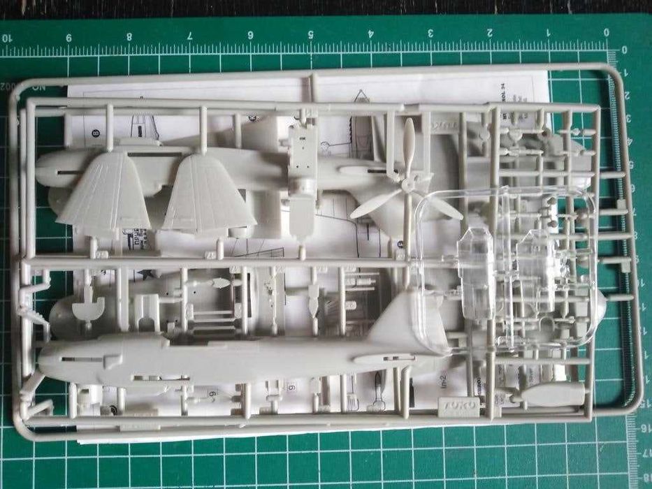 Сборная модель самолета Ил-2 М (ТОКО, 1:72)