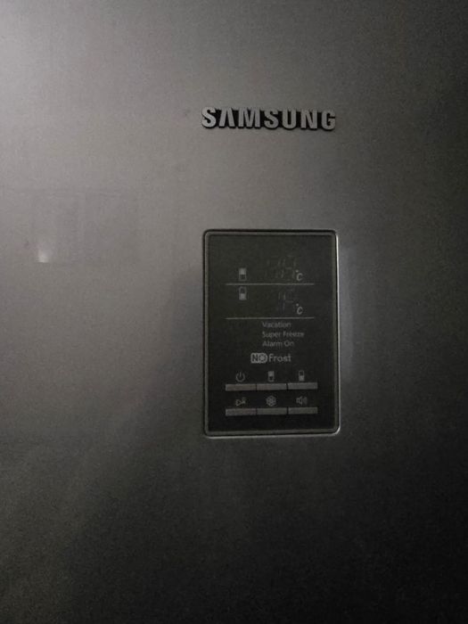 Продам холодильник Samsung