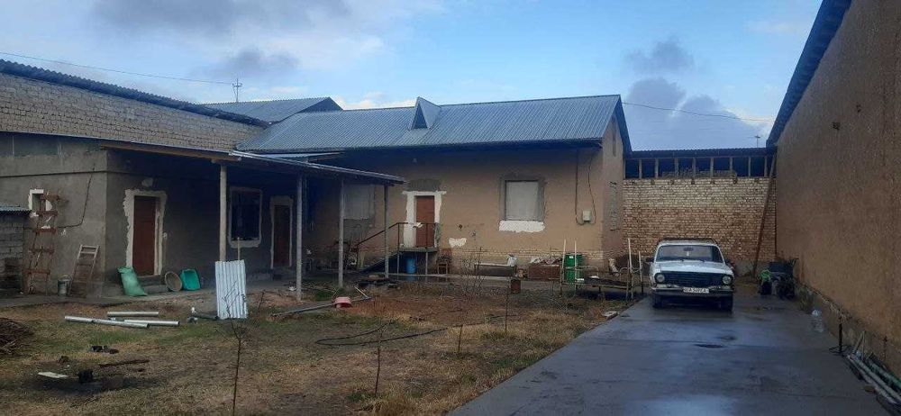 Uchastka Qibray Baytqo'rg'on. 7 сотих 3 хона