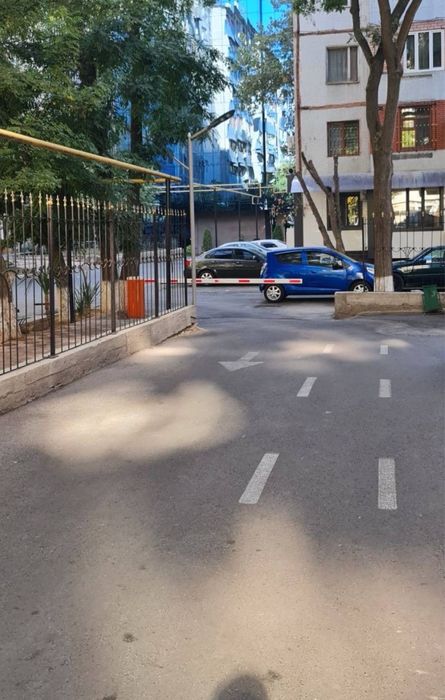 Аренда под офис 2 минут от метро Айбек 70м2, 2 комната, 18$ 1м2