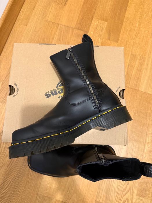 Bocanci Dr.Martens din piele Amaayah, Negru, marime 39