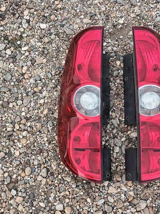 ляв и десен стоп за фиат добло опел комбо 10-15 FIAT DOBLO OPEL COMBO