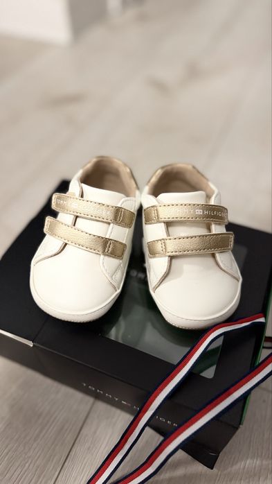 Vand incaltaminte copii Tommy Hilfiger, marimea 19, aurii