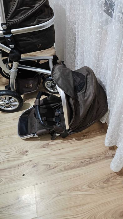 Cărucior Maxi - Cozi 3 in 1, Nova 4