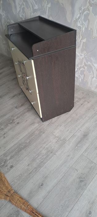 Детский комод с пелинальным столиком