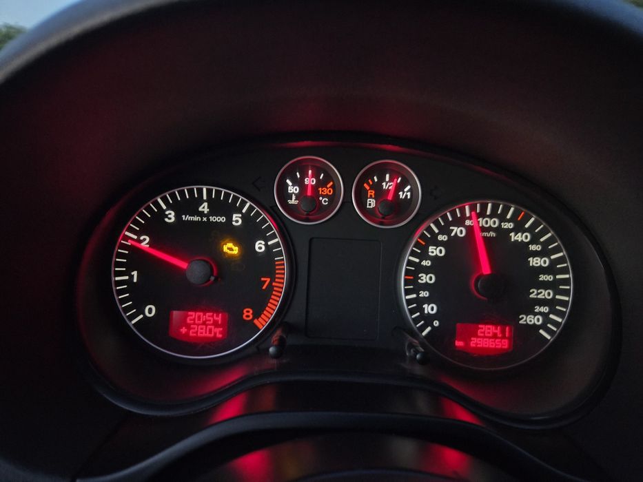 Ауди а3 8п 1.6 102кс. Газ