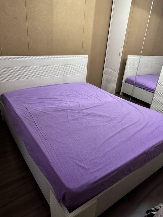 Продам кровать с шкафом