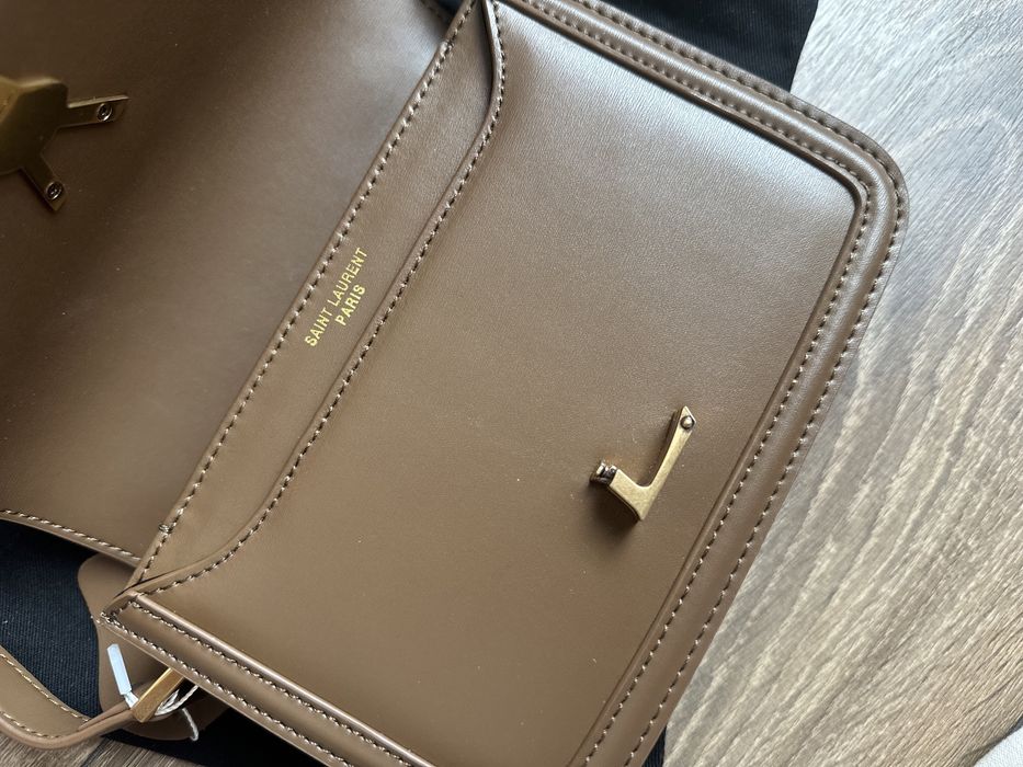 Дамска мини чанта Saint Laurent 19 х 13 х 5