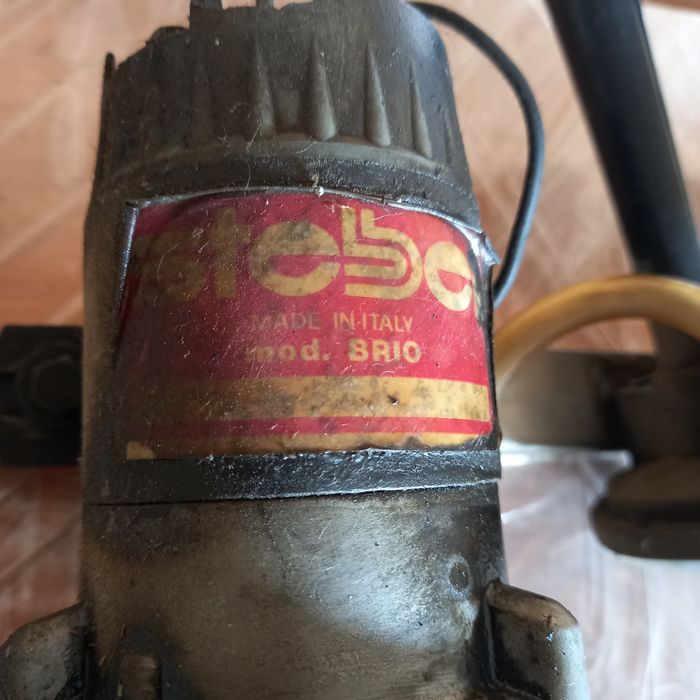 Клаксон автомобильный, Италия