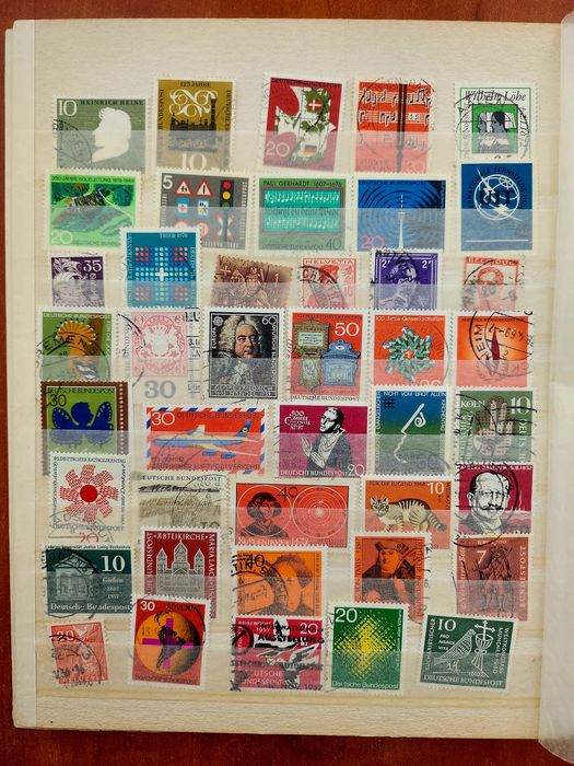 Clasor timbre 12 pagini,  Germania.