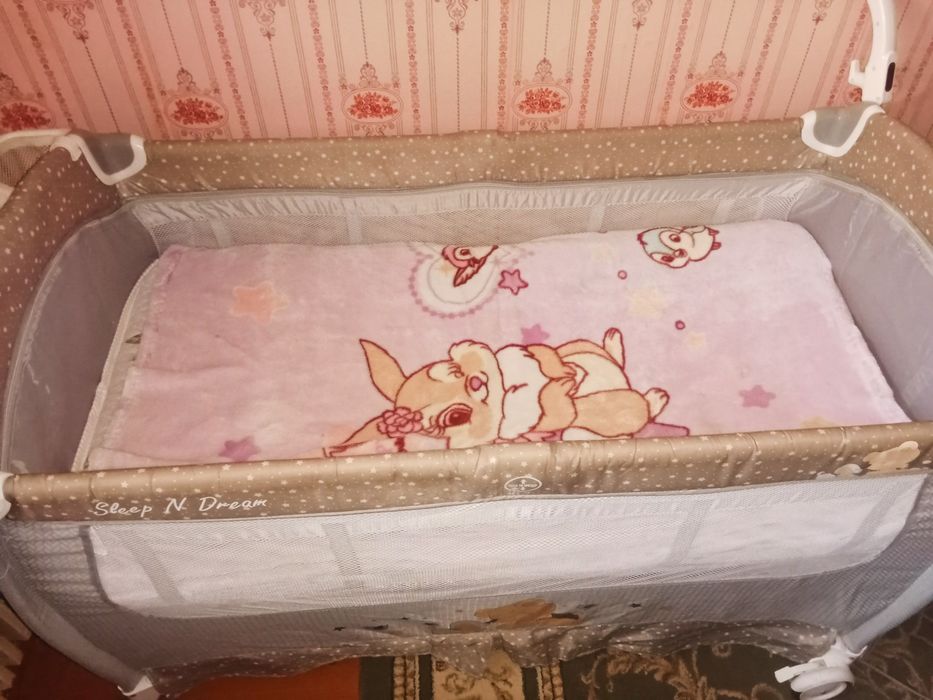 Продам манеж детский