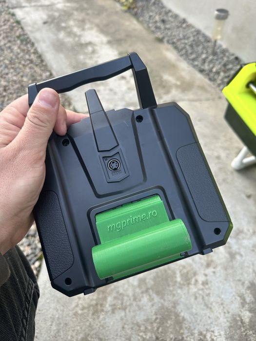 Navomodel de plantat cu autopilot