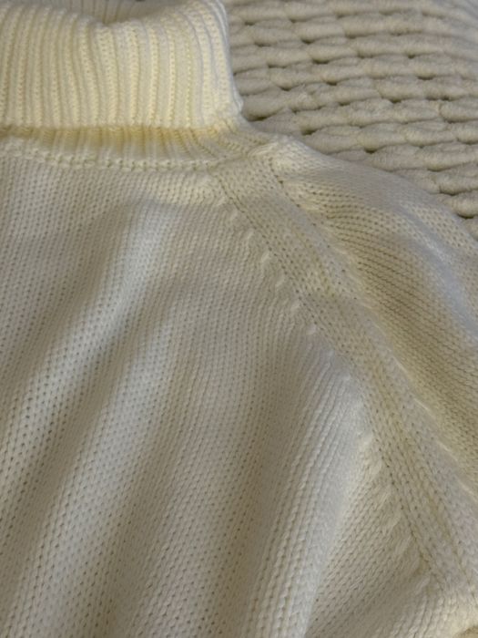 Нов млечен пуловер one size