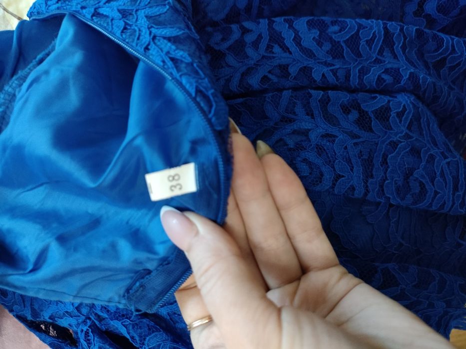 Продам детские платья