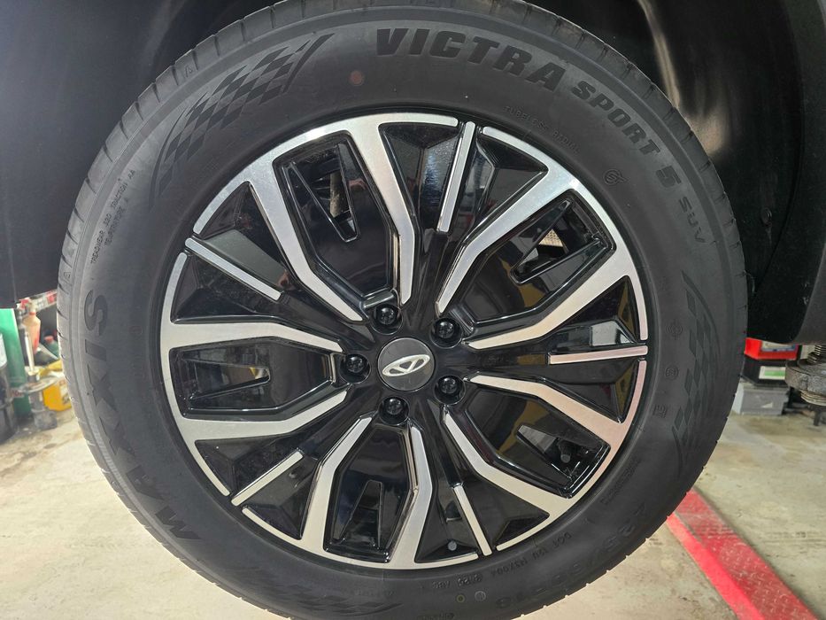Maxxis Victra Sport 5 VS5 225/60 R18 - set 4 bucati