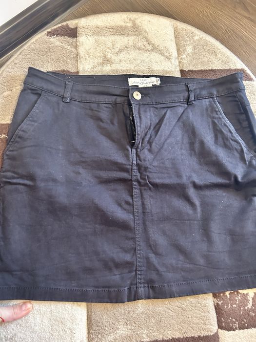 Pantaloni eleganti , marimea 38