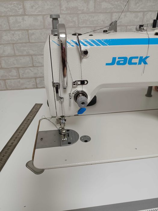 Швея-надомница. Подшивка, подгонка