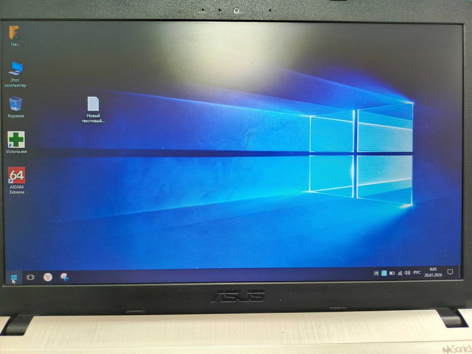 Ноутбук Asus, полностью исправный.