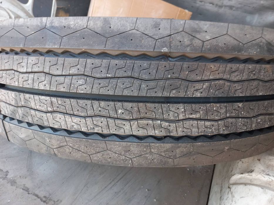 Нови Предни Шосейни Тежкотоварни Гуми=294€ с ДДС