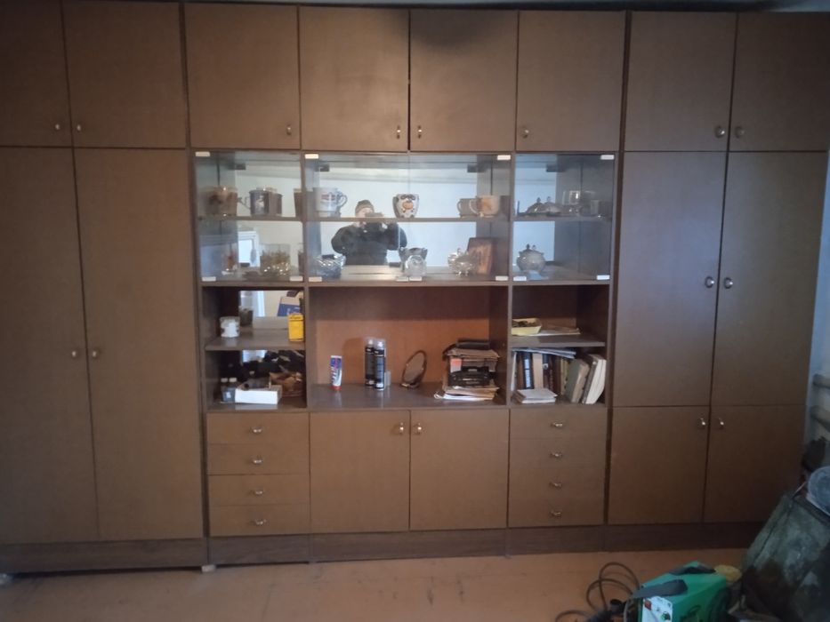 Продам стенку и обеденную зону