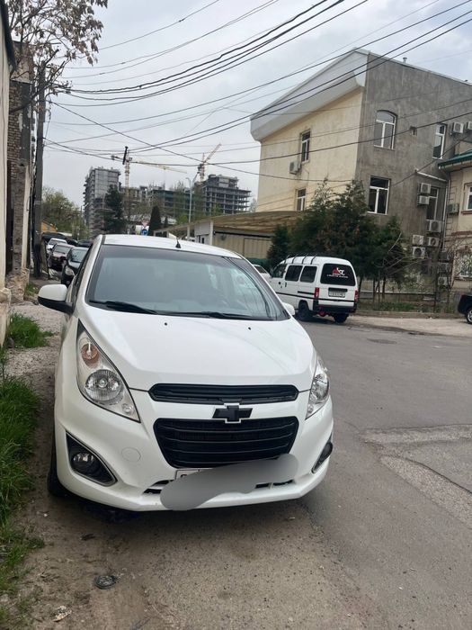 Спарк автомат 2015  холати яхши тоза озода