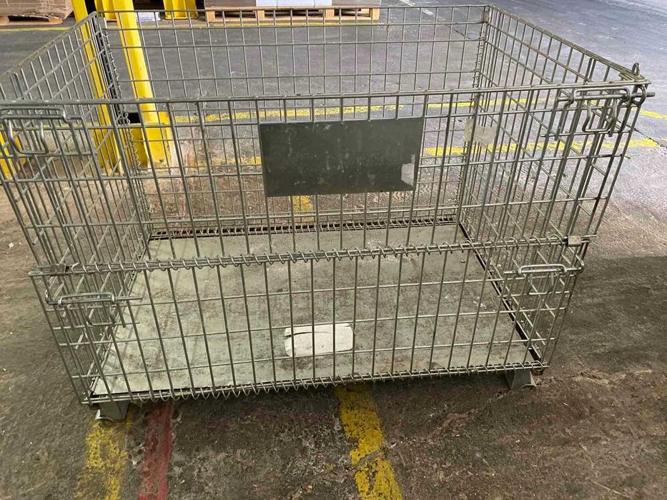 box paleți metalici – ideali pentru depozit