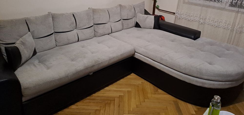 Ъглов диван ХORA