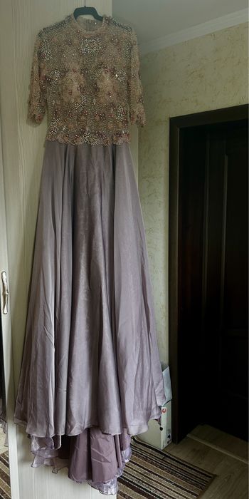 Вечернее платье от бренда Kenzel