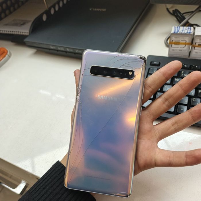 Samsung S10+ 5G. 256gb.