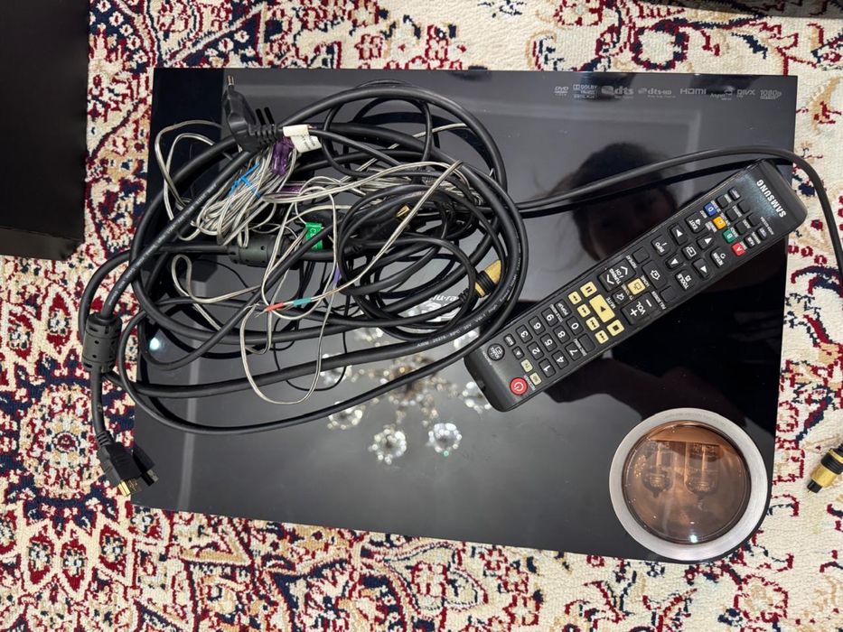 Продам Акустическую систему б/у в идеальном состоянии