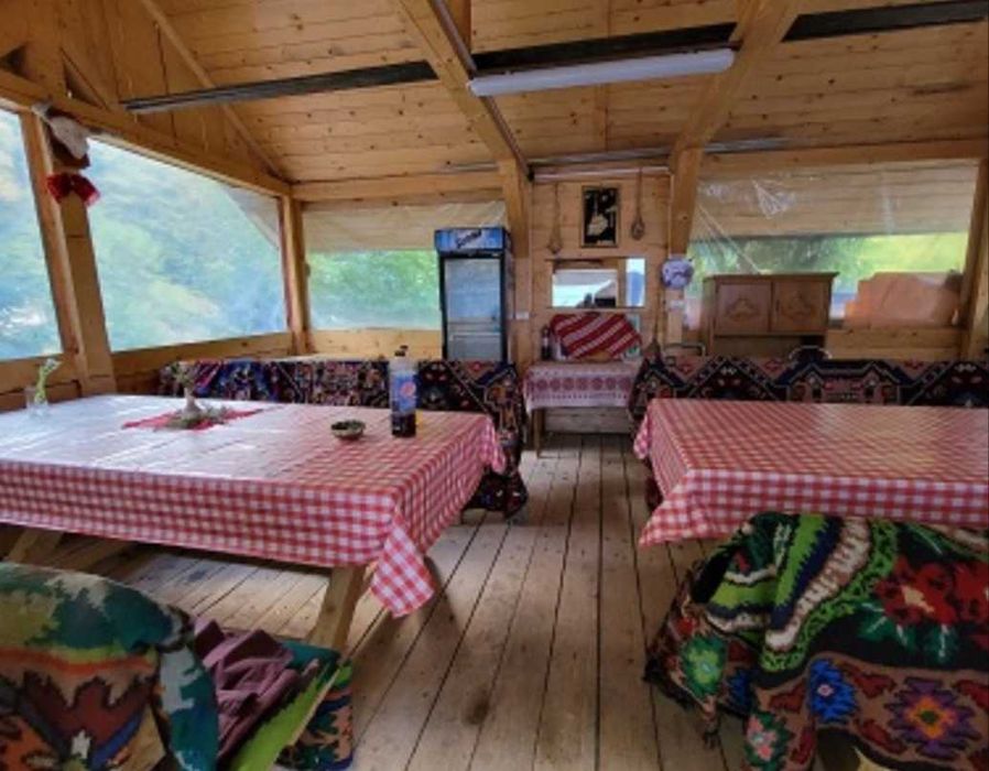 Cabana libera de Revelion Dâmbovicioara – 16 persoane, 8 camere