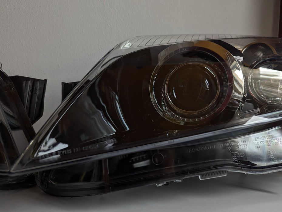 Фарове опел АСТРА КСЕНОН ЛЕД Тъмни Тунинг Нови Opel Astra H Xenon