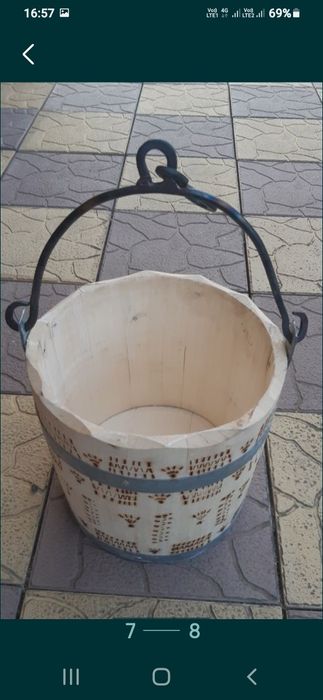 Putina covata galeata furca butoi din lemn