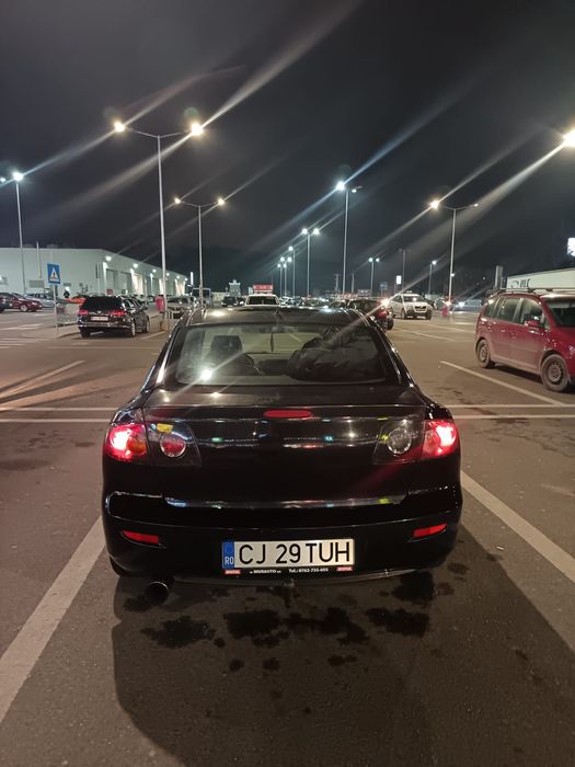 Se vinde Mazda 3