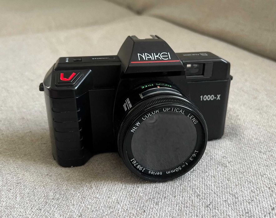 Aparat foto Naikei 1000-X vintage 35mm Focus Free cu motor drive