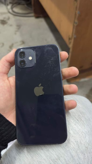Iphone 12 64gb 74akb