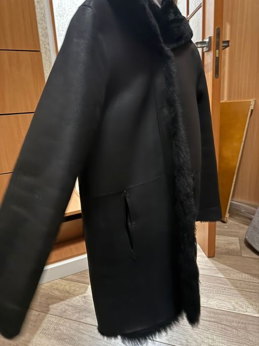 Продаю детскую дубленку