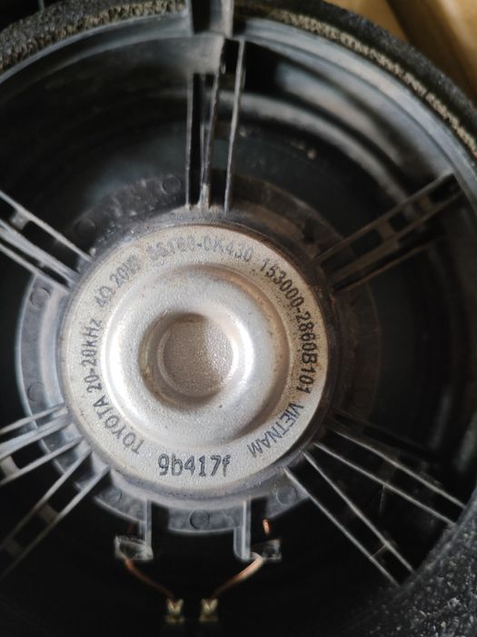 Динамики Toyota колонки