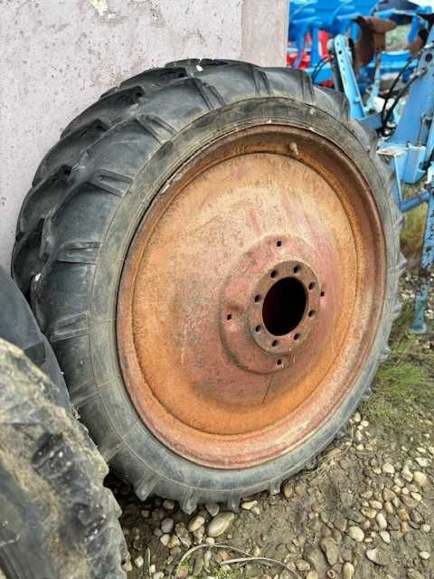 Roti inguste legumicole tehnologice 9,5 R 42 Fiat 640 Fiat 550 UTB 650