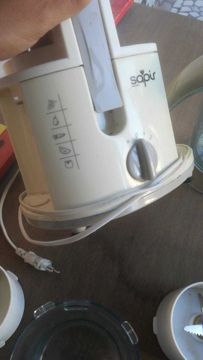 Кухненски робот неизползван