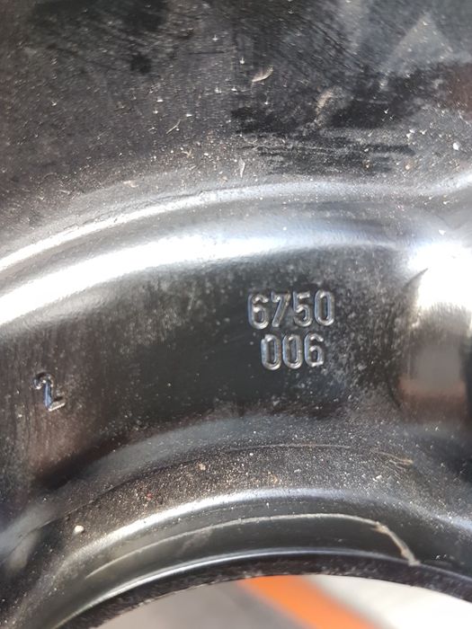 Оригинална резервна гума патерица за BMW 16 цола