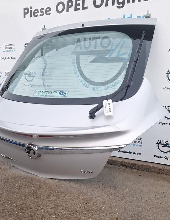 Haion cu luneta Opel Insignia A
