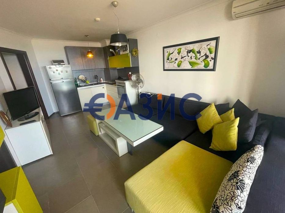 Продава се Тристаен апартамент в Свети Влас - 90 кв.м за 1337 €/кв.м - Снимка #1