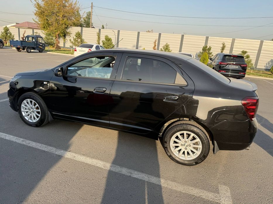 Chevrolet Cobalt 2021 — 3