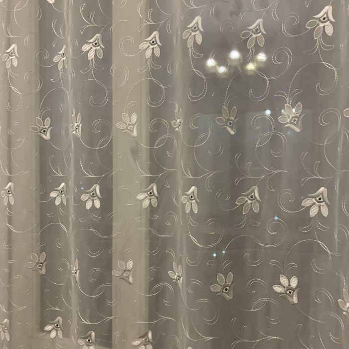 Тюль цвет белый