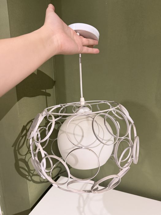 Люстра продается