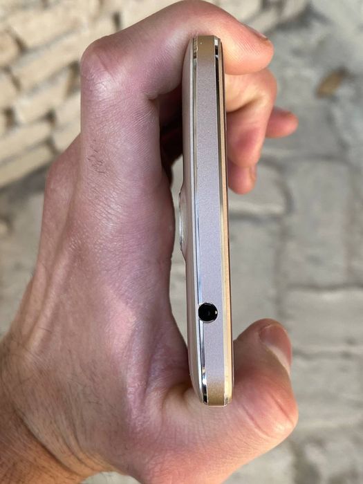 Leagoo M8 Pro - срочно