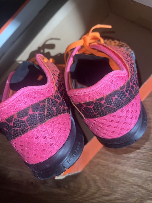 Новые 35 р, 22.5 см, найк