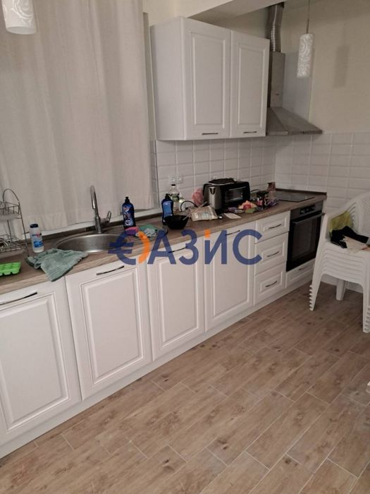 # 33022160 Едноетажна къща 116 кв м и двор 1000кв м в село Равадиново,