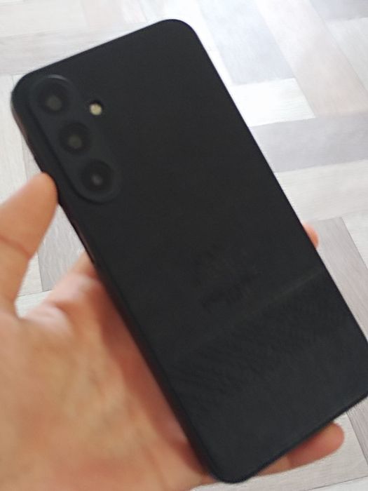 Срочно.  Samsung galaxy a16  256/8 гб